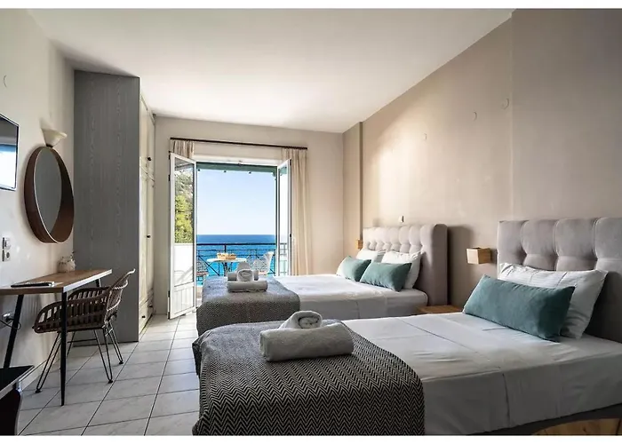 Sunset Triple 2 * Lefkada City