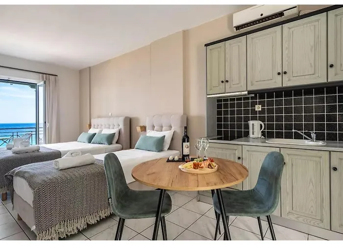 Apartment Sunset Triple 2 *