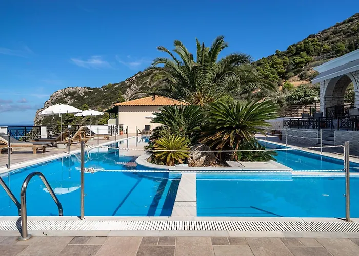 Sunset Triple 2 Apartment